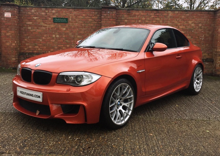 BMW 1M by Viezu Berkshire